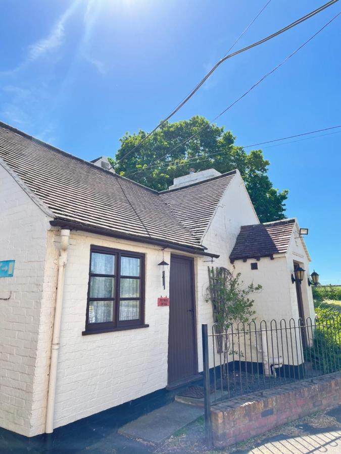 Halfway House Inn & Cottages Bridgnorth Exterior photo