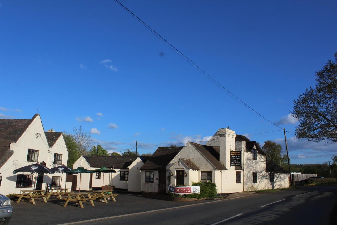 Halfway House Inn & Cottages Bridgnorth Exterior photo